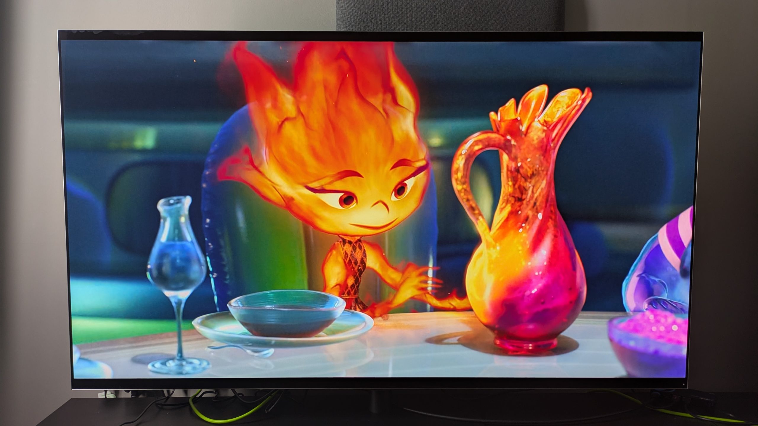 I went deep with the LG G5 OLED TV, and these 5 viewing experiences show how awesome its picture is