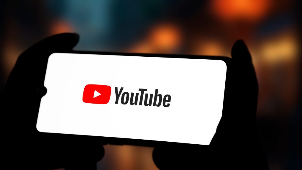 YouTubers see a shocking 50% view drop after hidden filter rules secretly disrupted YouTube’s analytics across millions of unsuspecting desktop viewers
